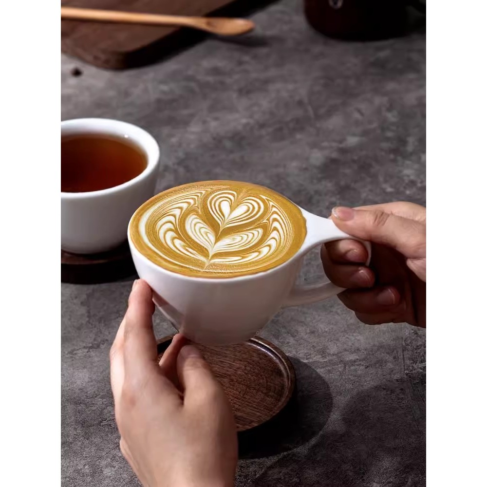 แก้วกาแฟเซรามิค ลายหูแมว สีขาว สไตล์วินเทจ 180 มล.
