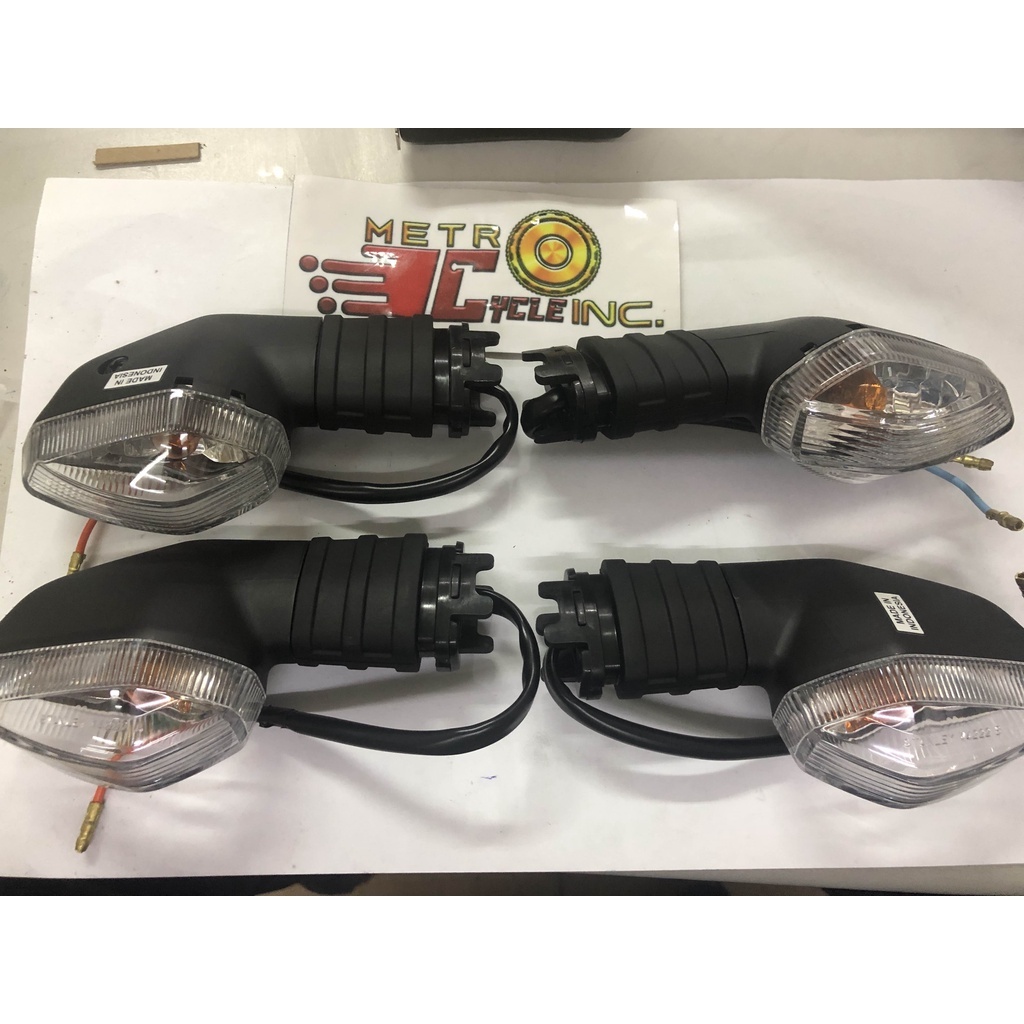 2 ชิ้นสําหรับ HONDA CRF150L CRF150 XRM125 Fi GTR 150 RS 150 ไฟสัญญาณ OEM รุ่นขายคู่