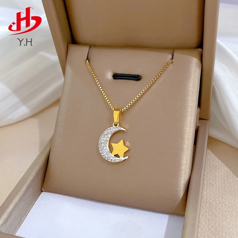 Y.H 316L ดวงดาว และดวงจันทร์ เพชร สีทอง 18K สร้อยคอสแตนเลส