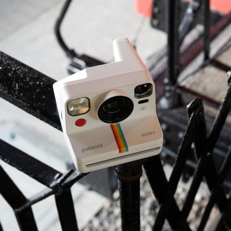 Polaroid Now+ 2nd Generation I-Type เชื่อมต่อบลูทูธ 2nd Generation - สีขาว และสีเขียวป่า - White and Forest Green