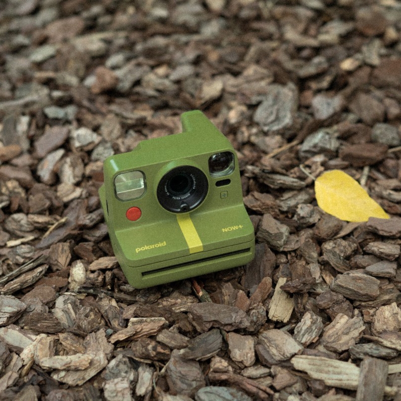 Polaroid Now+ 2nd Generation I-Type เชื่อมต่อบลูทูธ 2nd Generation - สีขาว และสีเขียวป่า - White and Forest Green