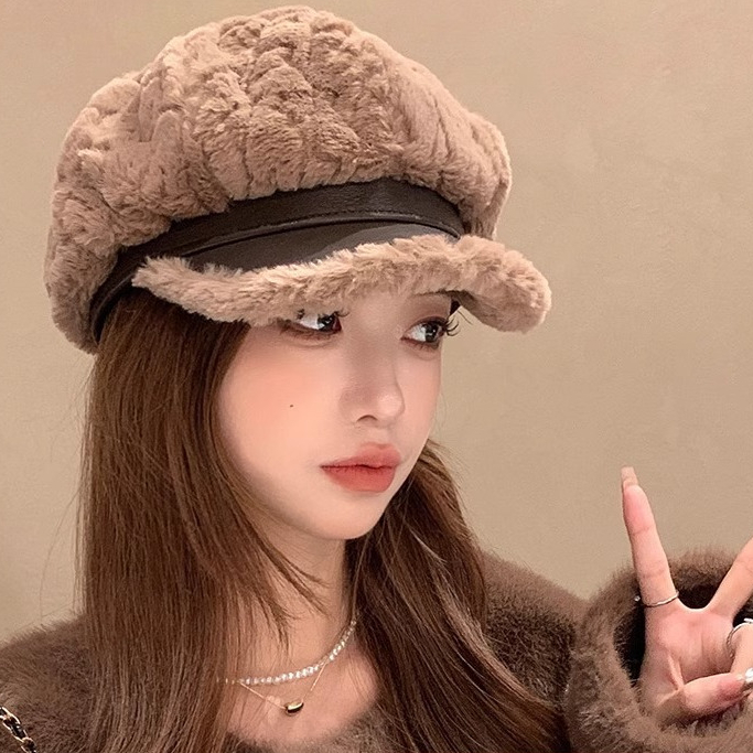 สีน้ําตาล2023แปดเหลี่ยมหมวกผู้หญิงฤดูใบไม้ร่วงฤดูหนาวแฟชั่นแฟชั่นที่อบอุ่นใบหน้าดูหมวกตุ๊กตาขนาดเล็ก
