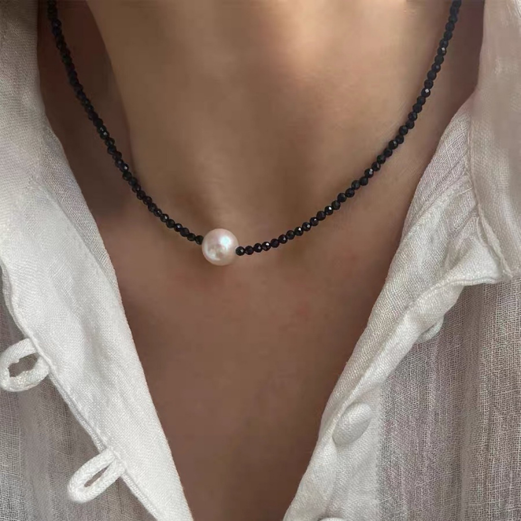 สร้อยคอมุกน้ําจืดธรรมชาติ พร้อมคริสตัล สีดํา อเนกประสงค์ สําหรับผู้ชาย และผู้หญิง คู่รัก
