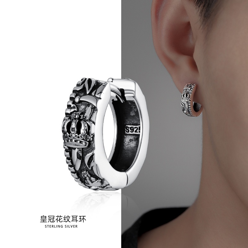 ผู้ชาย High-End Silver-Plated ต่างหู Retro สีดําหนาต่างหู Niche Design หรูหราต่างหูเงิน Hypoallergenic ชายต่างหู