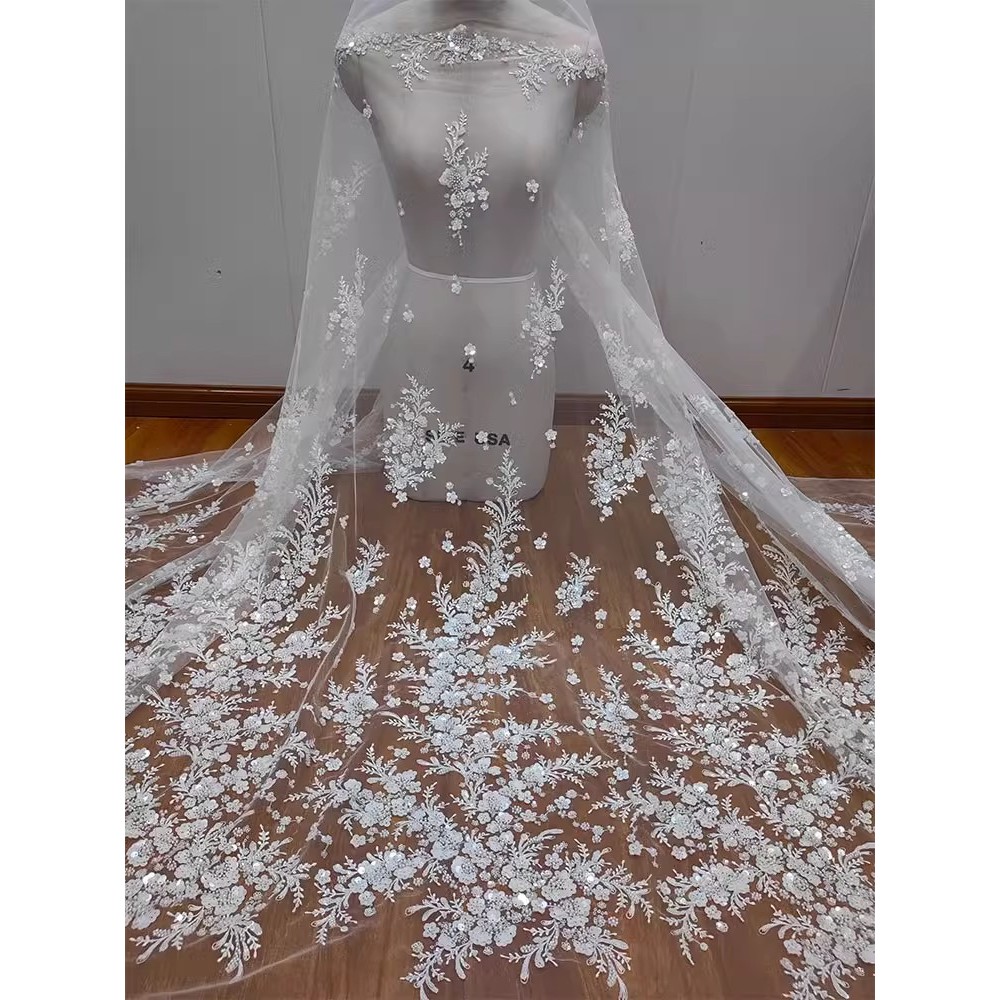 1 หลา 130 ซม. กว้าง ใหม่ ลายทาง ผ้าลูกไม้เจ้าสาว หรูหรา ชุดราตรี ลูกไม้ฝรั่งเศส สีขาวนวล สําหรับชุดเ