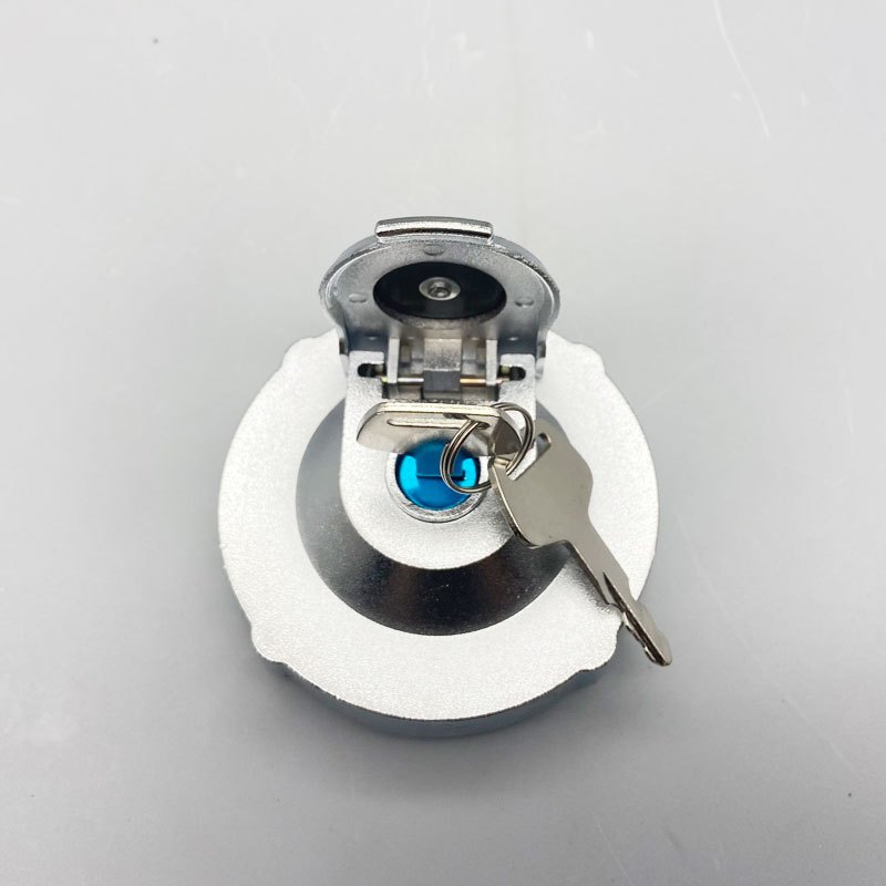 Hyundai ชิ้นส่วนรถขุด R80 R130-5 R150-5 R215-7 R225-5 ฝาครอบถังน้ํามันดีเซลฝาครอบ R200-5 R225-7 ฝาถั