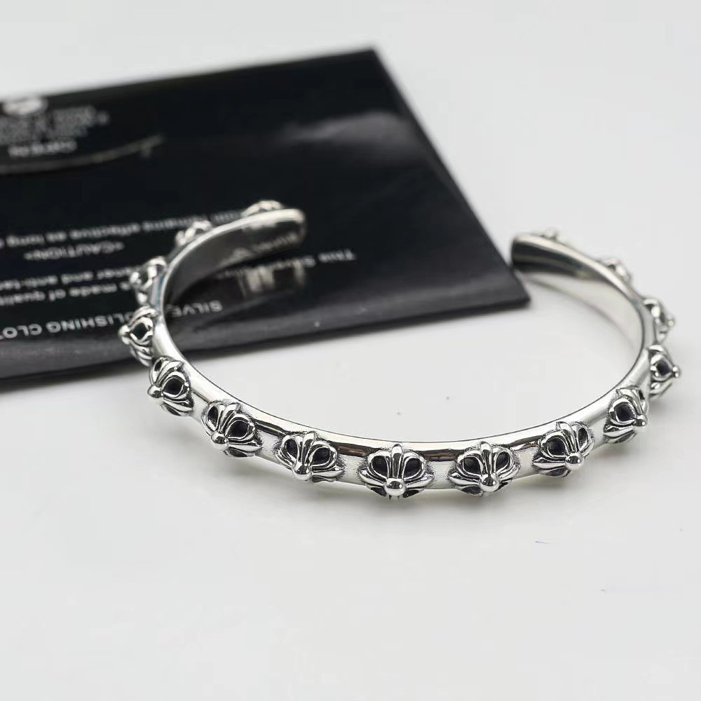 [คุณภาพสูง พร้อมส่ง] Ch Crows Cross Flower สร้อยข้อมือ ผู้ชาย ผู้หญิง ฮิปฮอป พังก์ เปิด ปรับได้ สร้อยข้อมือคู่