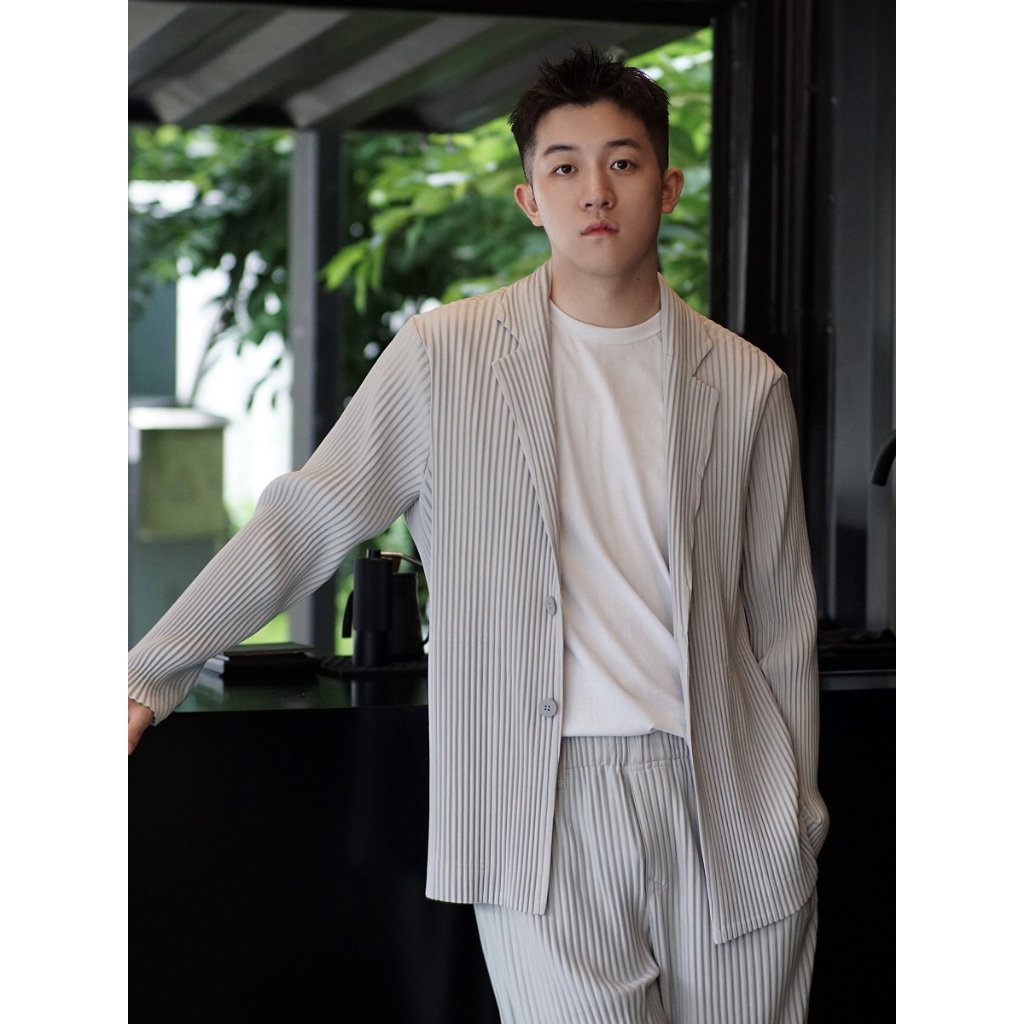 ⚡️พร้อมส่ง ส่งไว ส่งด่วน⚡️ 💯Miyake มิยาเกะผู้ชายเสื้อสูทจีบเสื้อผ้าผู้ชายผ้ายืดสลิมฟิตเสื้อที่มีคุณภาพสูงเสื้อลําลองแจ็คเก็ต