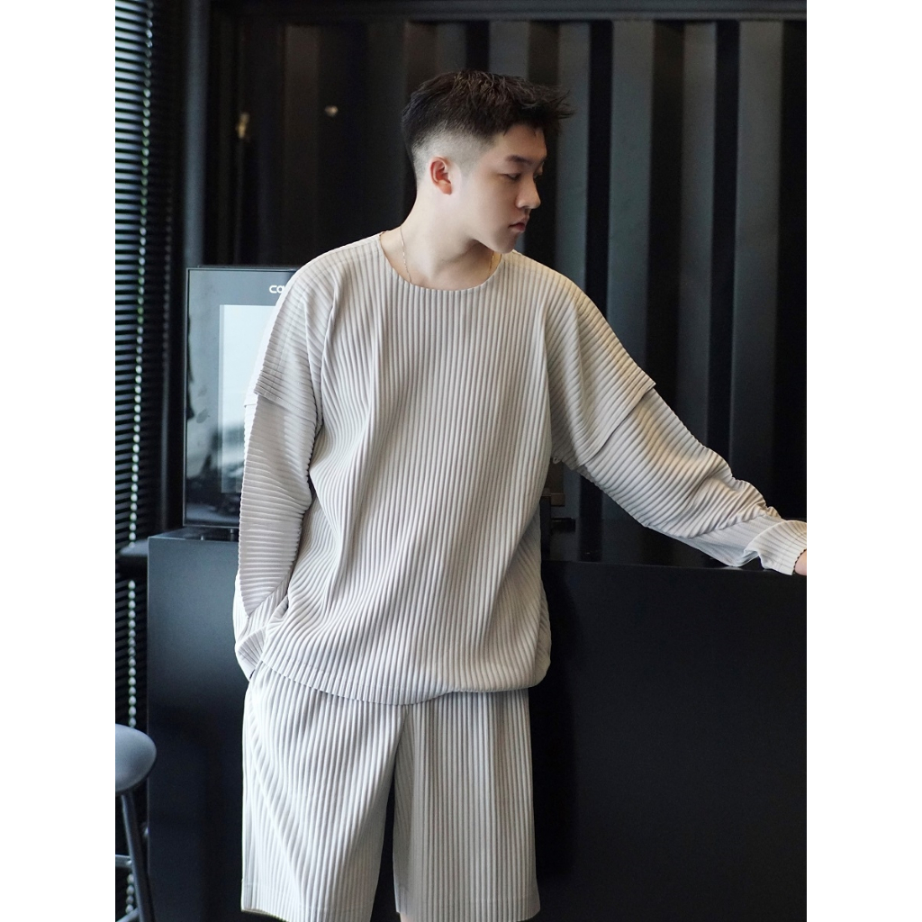 ⚡️พร้อมส่ง ส่งไว ส่งด่วน⚡️ 💯มิยาเกะ จีบเสื้อยืดผู้ชายแขนยาวสีทึบสบายๆหลวมสไตล์แฟชั่นชายเสื้อ