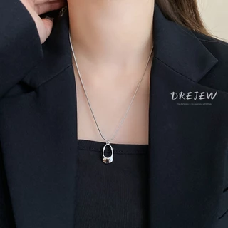DREJEW สร้อยคอโซ่ จี้เรขาคณิต กลวง เรียบง่าย ออกแบบแฟชั่น เฉพาะจุด อารมณ์การเดินทาง สร้อยคออเนกประสงค์ แพ้ง่าย