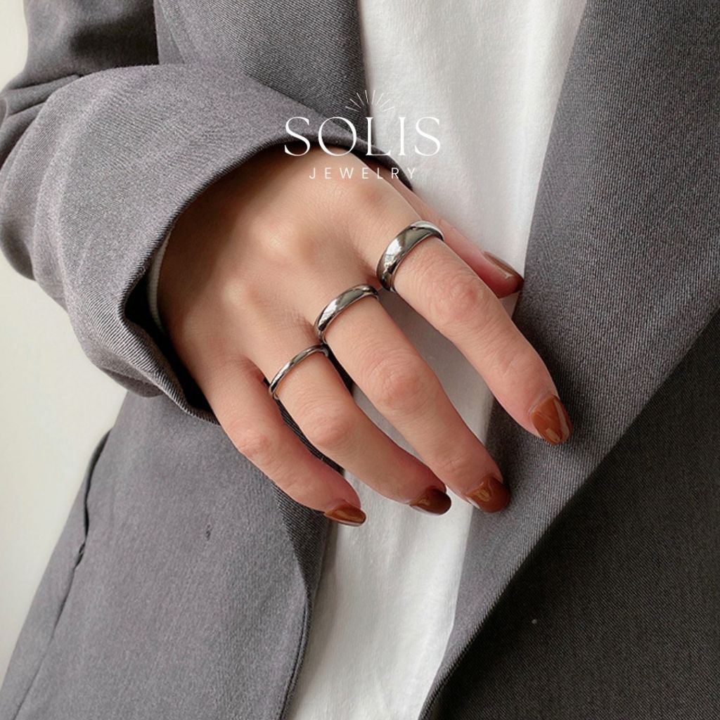ไม่ลอกไม่ดำ •  แหวนพื้นฐานเงินทอง •  ชุบทอง 18K แท้ สแตนเลสไทเทเนียม 316L • แหวนกันน้ำ แหวนแฟชั่น ผู้ชาย ผู้หญิง Solis Jewelry RG326