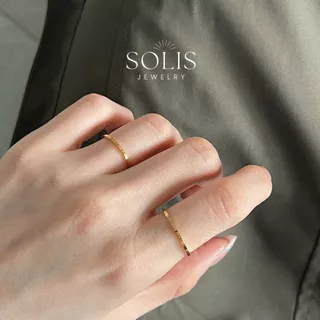 ไม่ลอกไม่ดำ • 1mm แหวนพื้นฐานเงินทอง • ชุบทอง 18K แท้ สแตนเลสไทเทเนียม 316L • แหวนกันน้ำ แหวนแฟชั่น ผู้ชาย ผู้หญิง Solis Jewelry RG300