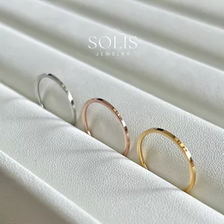 ไม่ลอกไม่ดำ • 1mm แหวนพื้นฐานเงินทอง • ชุบทอง 18K แท้ สแตนเลสไทเทเนียม 316L • แหวนกันน้ำ แหวนแฟชั่น ผู้ชาย ผู้หญิง Solis Jewelry RG300