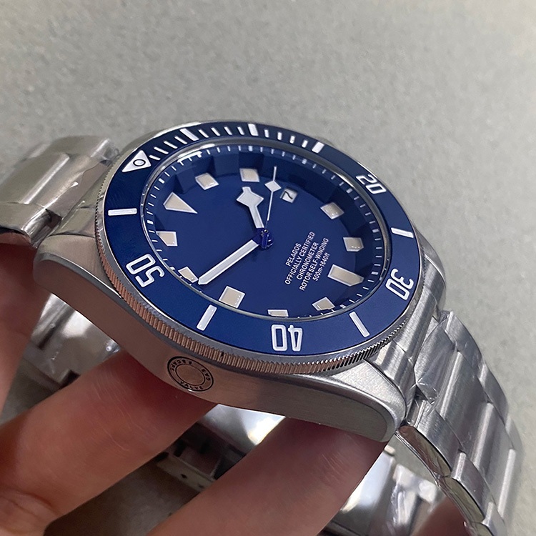 นาฬิกาข้อมืออัตโนมัติ สายสแตนเลส ขนาด 42.5 มม. สีเขียวเรืองแสง สําหรับผู้ชาย NH35