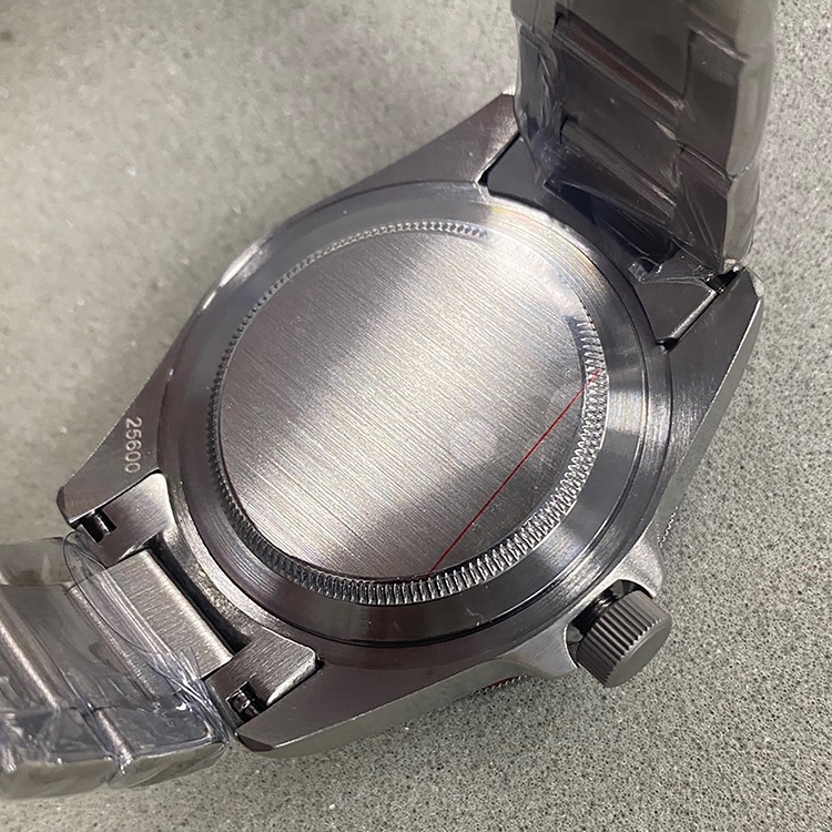 นาฬิกาข้อมืออัตโนมัติ สายสแตนเลส ขนาด 42.5 มม. สีเขียวเรืองแสง สําหรับผู้ชาย NH35