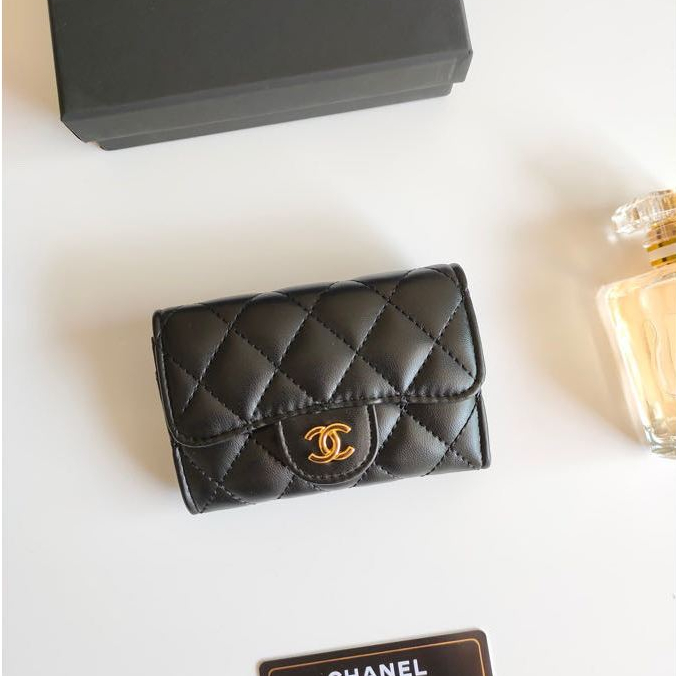 ของแท้ 100% Chanel Chanel Classic Mask Card Set กระเป๋าใส่บัตร หนังแกะ สําหรับผู้หญิง