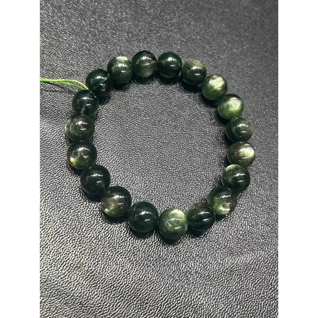 สร้อยข้อมือลิเธียมไมก้า หินธรรมชาติ สีเขียว คุณภาพสูง สําหรับผู้หญิง และผู้ชาย