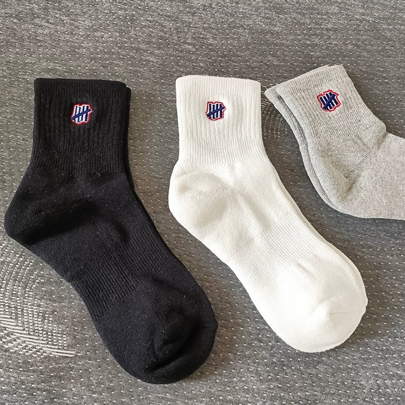 shopee preferred plus💥พร้อมส่ง💥UNDEFEATED แท้ 100% ถุงเท้ากีฬาแบบหนา (พื้นผ้าเช็ดตัว) ปักลายสตรีทแฟชั่น ใส่สบายไม่เลื่อน - รูปที่ 3