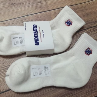 shopee preferred plus💥พร้อมส่ง💥UNDEFEATED แท้ 100% ถุงเท้ากีฬาแบบหนา (พื้นผ้าเช็ดตัว) ปักลายสตรีทแฟชั่น ใส่สบายไม่เลื่อน