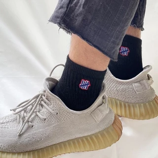 shopee preferred plus💥พร้อมส่ง💥UNDEFEATED แท้ 100% ถุงเท้ากีฬาแบบหนา (พื้นผ้าเช็ดตัว) ปักลายสตรีทแฟชั่น ใส่สบายไม่เลื่อน