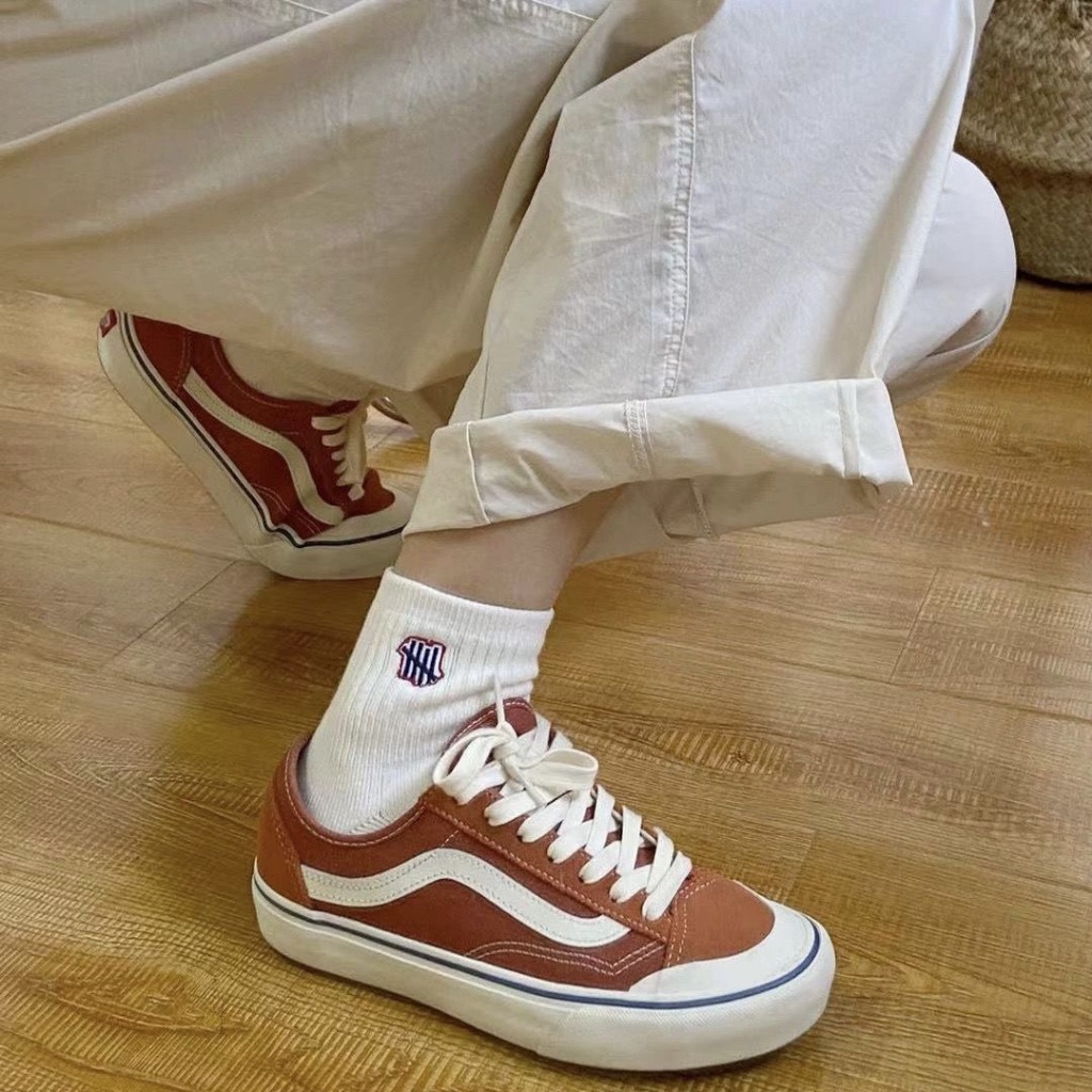 shopee preferred plus💥พร้อมส่ง💥UNDEFEATED แท้ 100% ถุงเท้ากีฬาแบบหนา (พื้นผ้าเช็ดตัว) ปักลายสตรีทแฟชั่น ใส่สบายไม่เลื่อน - รูปที่ 4