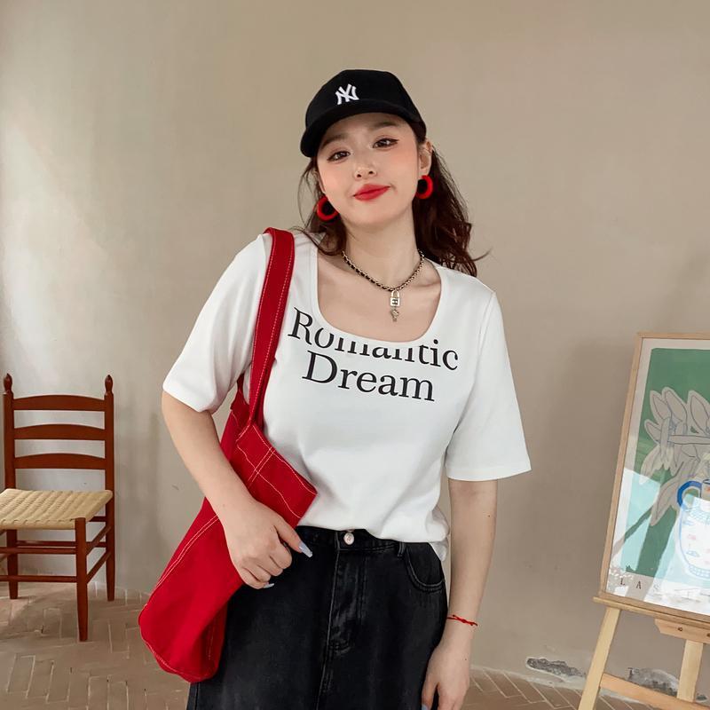 [L-4XL] เสื้อยืดแขนสั้น คอกว้าง พิมพ์ลายตัวอักษร สไตล์เกาหลี ฤดูร้อน สําหรับผู้หญิง