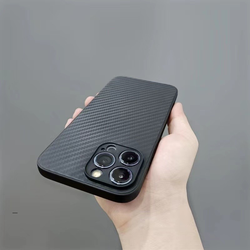 เคสโทรศัพท์มือถือแบบนิ่ม TPU คาร์บอนไฟเบอร์ ผิวด้าน กันรอยนิ้วมือ ทนทาน สําหรับ iPhone 11 12 13 14 15 Pro Max 6 6S 7 8 14 15 Plus X XS Max 13 Mini 12 Mini SE 2020