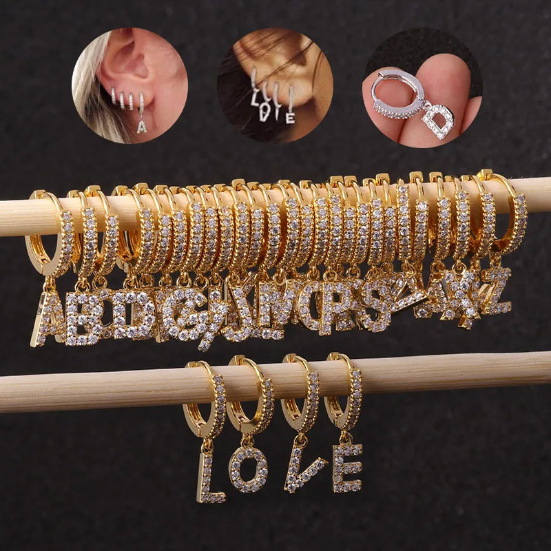 ต่างหูทองคํา 18K จี้รูปตัวอักษร A-Z ประดับเพทาย ไม่จางหาย เครื่องประดับแฟชั่น สําหรับผู้หญิง ขายส่ง 1 ชิ้น