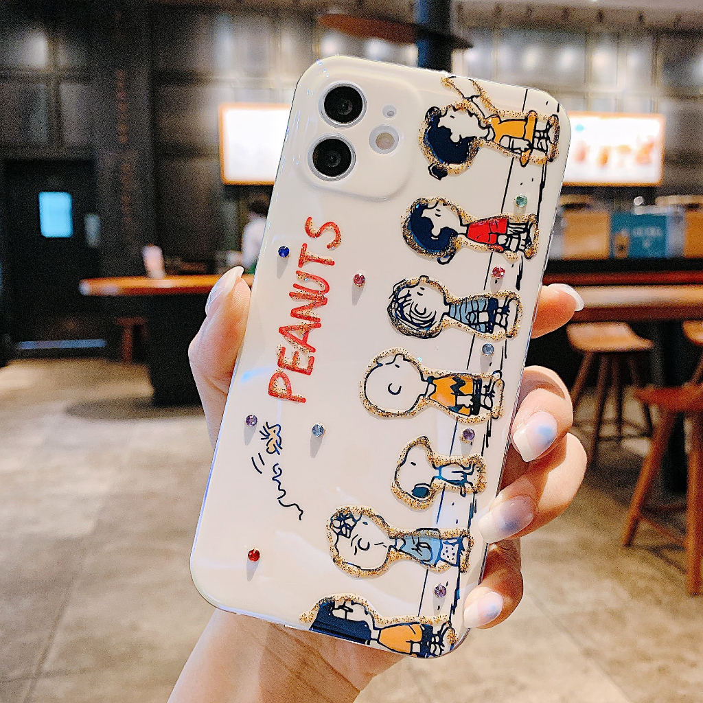 เคสโทรศัพท์มือถือ กันกระแทก ลายการ์ตูน Snoopy แต่งกลิตเตอร์ สําหรับ iPhone 15 14 13 12 11 X 8P 7P 7