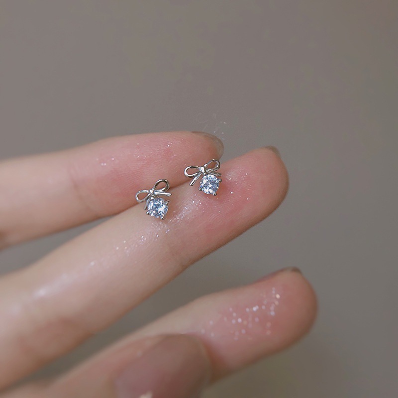 ต่างหู รูปโบว์ ประดับเพชร สีทอง สีเงิน สไตล์เกาหลี เหมาะกับของขวัญปีใหม่ สําหรับผู้หญิง และนักเรียน - รูปที่ 7