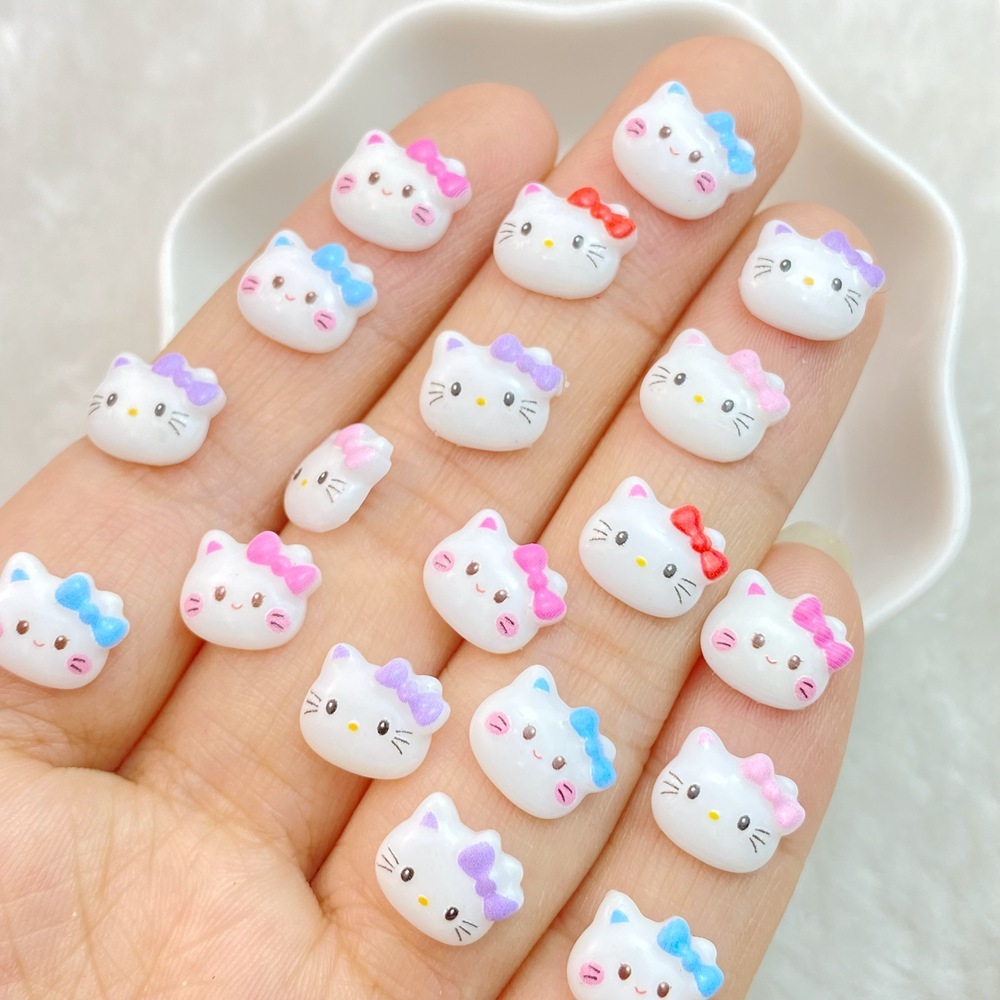 ขายดีที่สุด การ์ตูนแมวน่ารัก 3D ขนาดเล็ก หลากสี สําหรับตกแต่งเล็บ DIY 30 ชิ้น