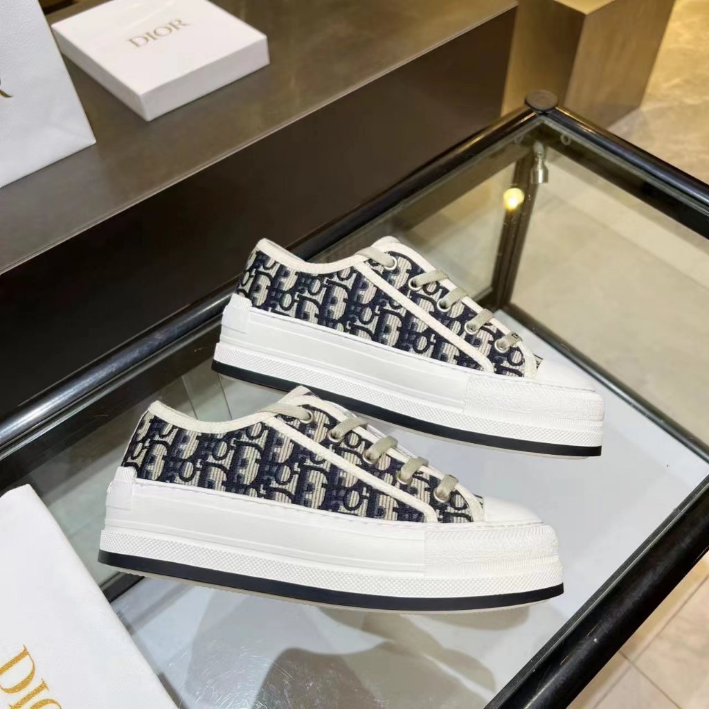 24ใหม่ WALKNDIOR PLATFORM SNEAKER ไม่มีกล่อง
