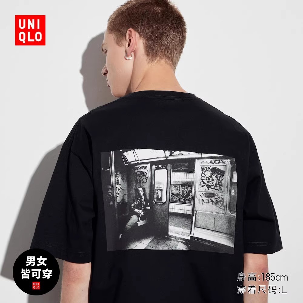 Uniqlo ใหม่ เสื้อยืดแขนสั้น พิมพ์ลาย UT Keith Haring สําหรับผู้ชาย และผู้หญิง 24 469330