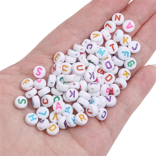 ลูกปัดอะคริลิค ลายตัวอักษรภาษาอังกฤษ A-Z ทรงกลมแบน ขนาด 4x7 มม. สําหรับทําเครื่องประดับ DIY จํานวน 50 ชิ้น