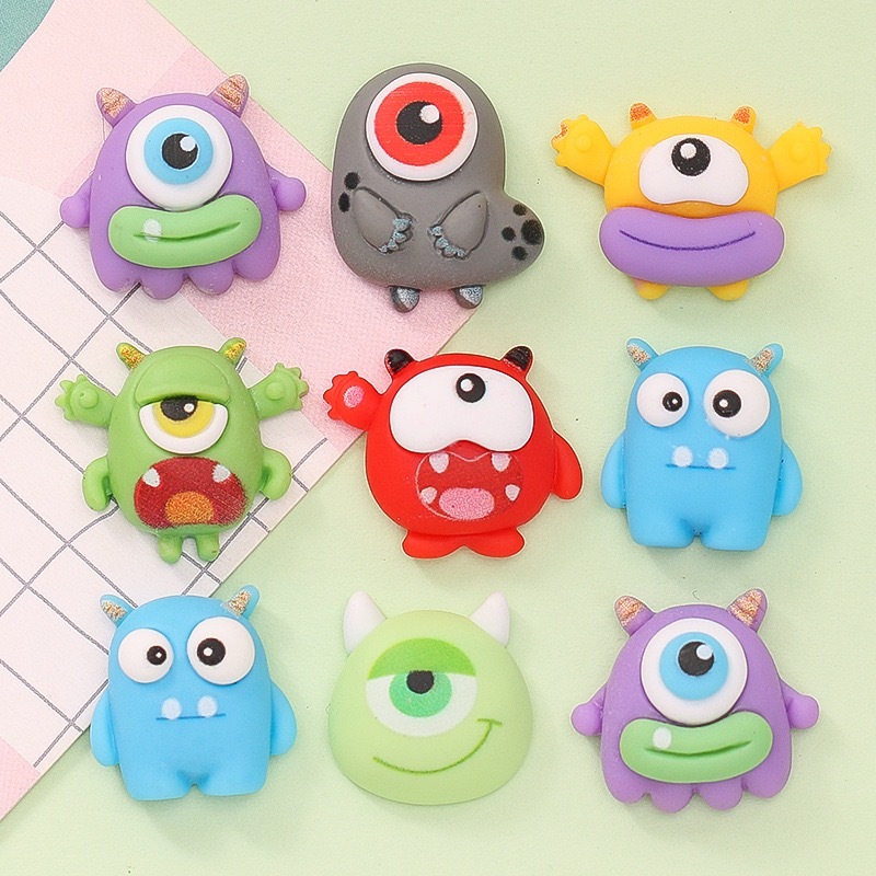 เครื่องประดับเรซิ่น รูปการ์ตูนมอนสเตอร์ตัวน้อย DIY จํานวน 10 ชิ้น