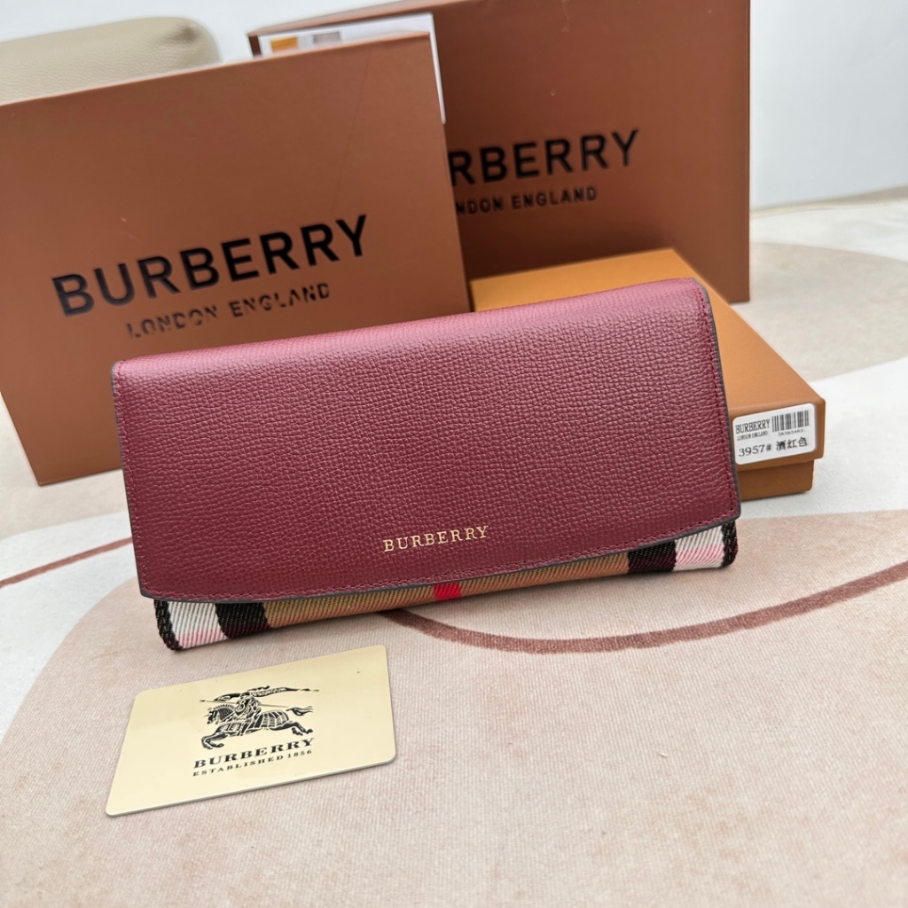 (พร้อมกล่อง) Burberry ของแท้ กระเป๋าสตางค์ หนังแท้ ใบยาว นําเข้าจากพรีเมียม คลัทช์ สําหรับผู้หญิง 3957