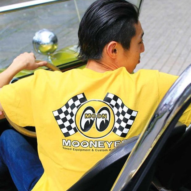 เสื้อยืด ลายตารางหมากรุก Mooneyes MOON สีเหลือง สไตล์เรโทร สําหรับผู้ชาย และผู้หญิง