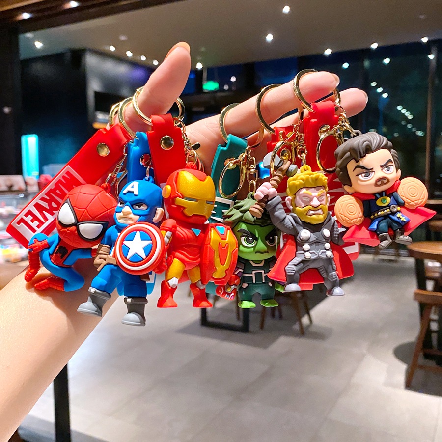 พวงกุญแจ จี้การ์ตูนซุปเปอร์ฮีโร่มาร์เวล ไอรอนแมน สไปเดอร์แมน เหมาะกับของขวัญ สําหรับรถยนต์