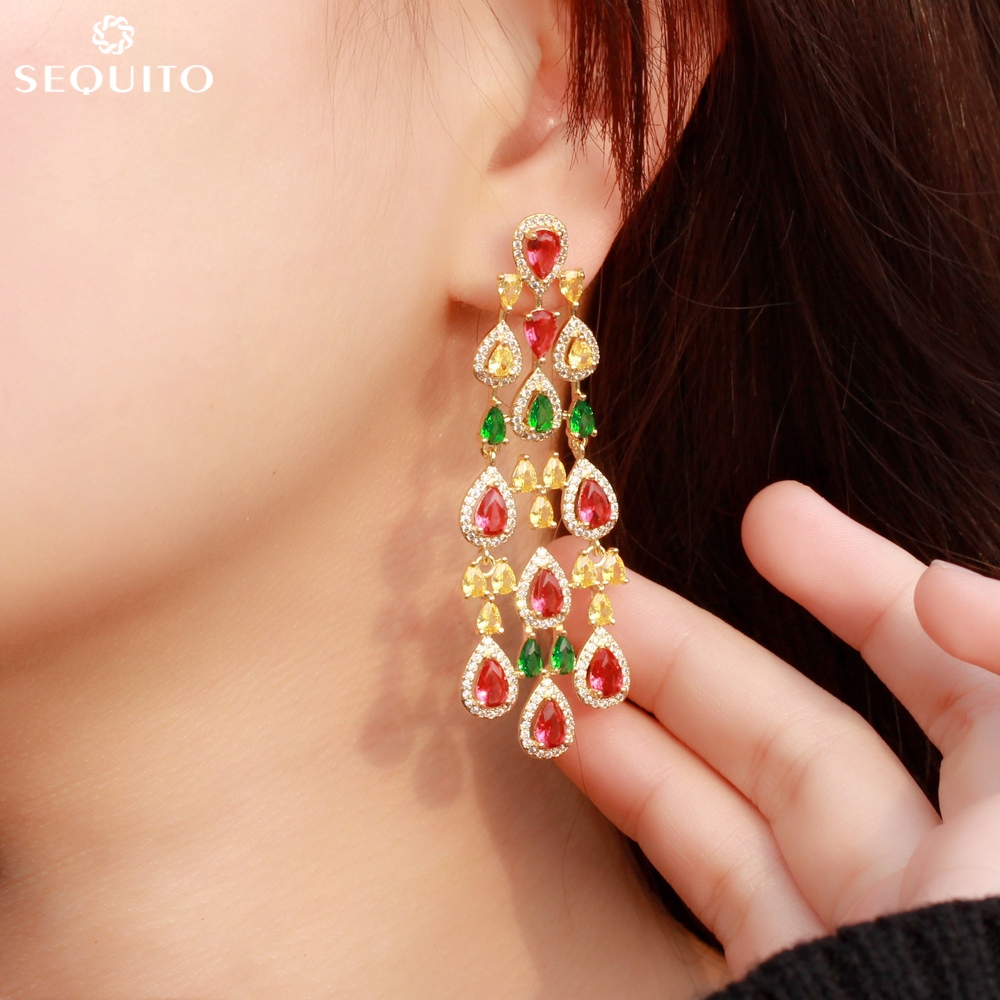 SEQUITO หรูหรางานแต่งงานเครื่องประดับชุบทองหลากสี CZ Dangle พู่หยดน้ํายาวโคมระย้าขนาดใหญ่ 925 ต่างหู
