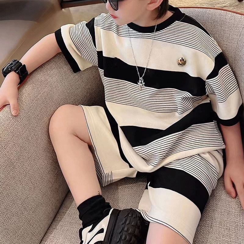 #เสื้อเด็กชาย
#ลายเส้น
#ฤดูร้อน
#เกาหลี
#ผ้าฝ้าย