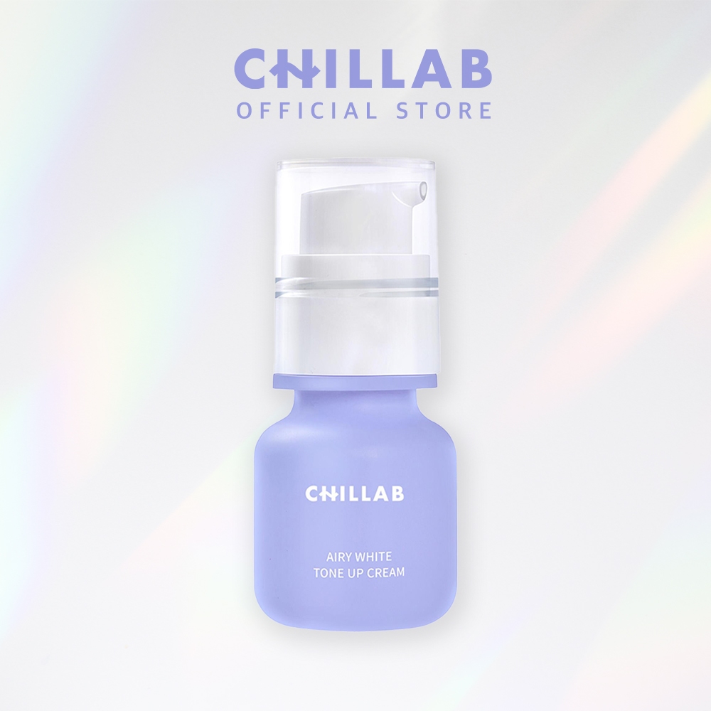 CHILLAB Airy White Tone Up Cream SPF40PA+++ เนื้อบางเบาเนียนนุ่ม ผสมกันแดด ช่วยให้กระจ่างใส พร้อมช่วยเติมความชุ่มชื้นให้ผิว เหมาะสำหรับการแต่งหน้าประจำวัน กันเหงื่อได้ดี
