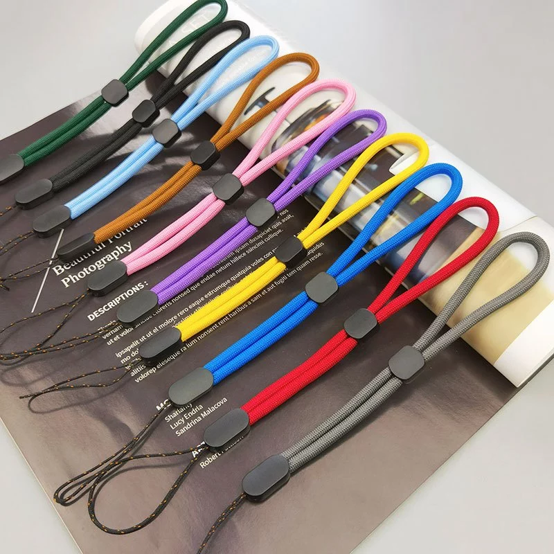 [พร้อมส่ง] สายคล้องโทรศัพท์มือถือ กันหาย ปรับได้ 20 ซม. 10 สี