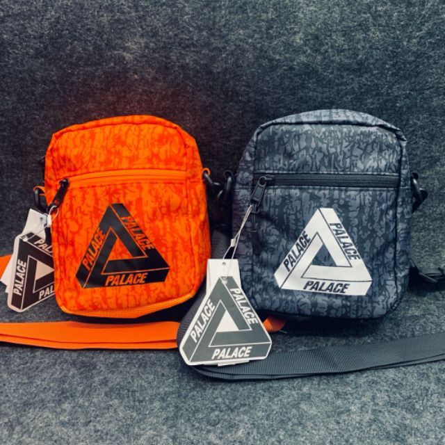 Palace กระเป๋าสะพายสลิง 3M กระเป๋า Messenger มัลติฟังก์ชั่นสะท้อนแสง