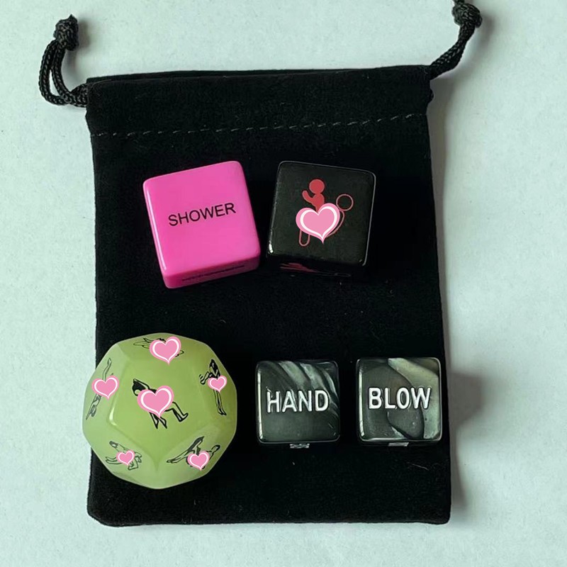 Date Night Dice Game Set 5pcs Creative Acrylic Dice สําหรับสนุกไอเดียวันที่คู่ Decision Maker สําหรั