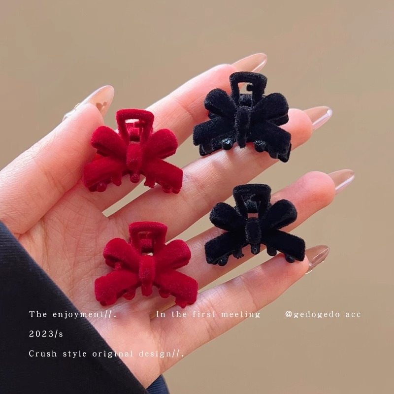 [Magpie] กิ๊บติดผมหน้าม้า รูปกระต่ายน่ารัก ประดับมุก สีแดง หรูหรา สไตล์ฝรั่งเศส เรโทร สําหรับผู้หญิง