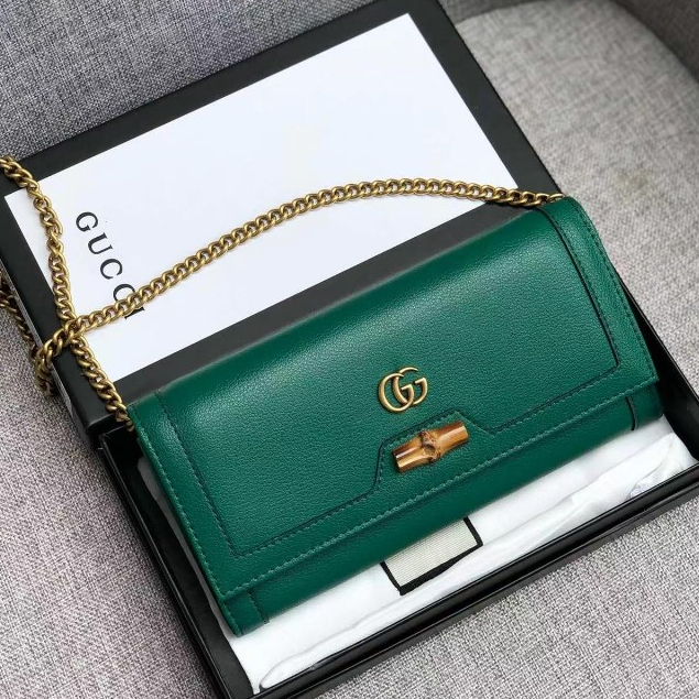 (พร้อมกล่อง + สต๊อกพร้อม) คุณภาพสูง Gucci Women's DIana Bamboo Chain Wallet Genuine Leather Mini Shoulder Bag New Chain Bag
