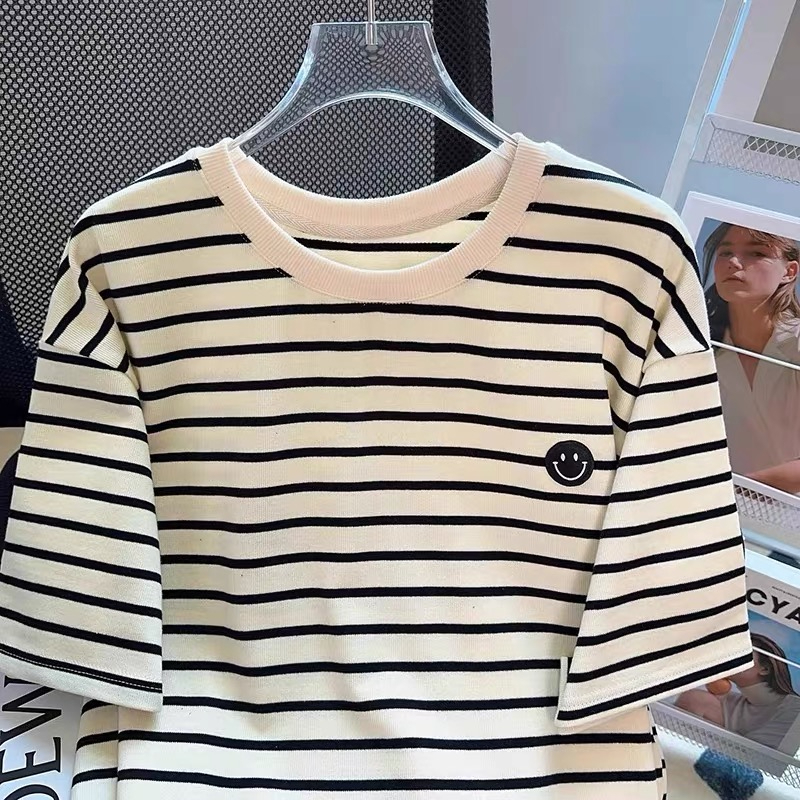 เสื้อยืดแขนสั้นลําลอง คอกลม ผ้าไนล่อน ทรงหลวม ขนาดใหญ่ ลายทาง แฟชั่นฤดูร้อน สําหรับสตรี #3042