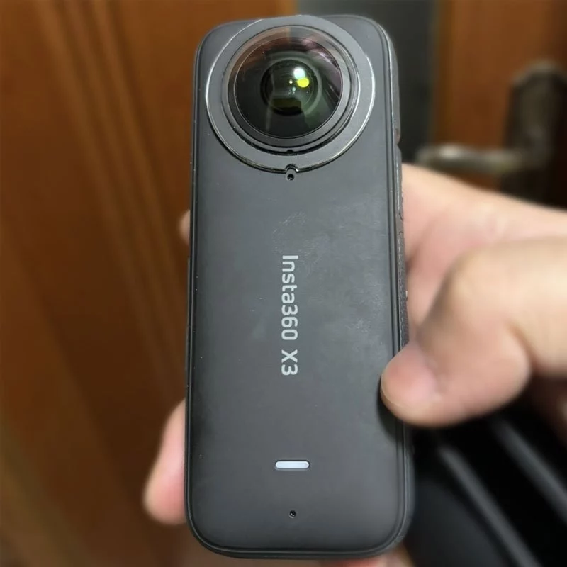 กล้อง 360 องศาสำหรับ Insta360 X3 ความละเอียด 5.7K สำหรับถ่าย Vlog มอเตอร์ไซค์ ดำน้ำ บันทึกภาพ X3 พร้อมระบบกันสั่น กล้องพาโนรามา Insta 360 แอ็คชั่น กล้องมือถือ thumbnail 4