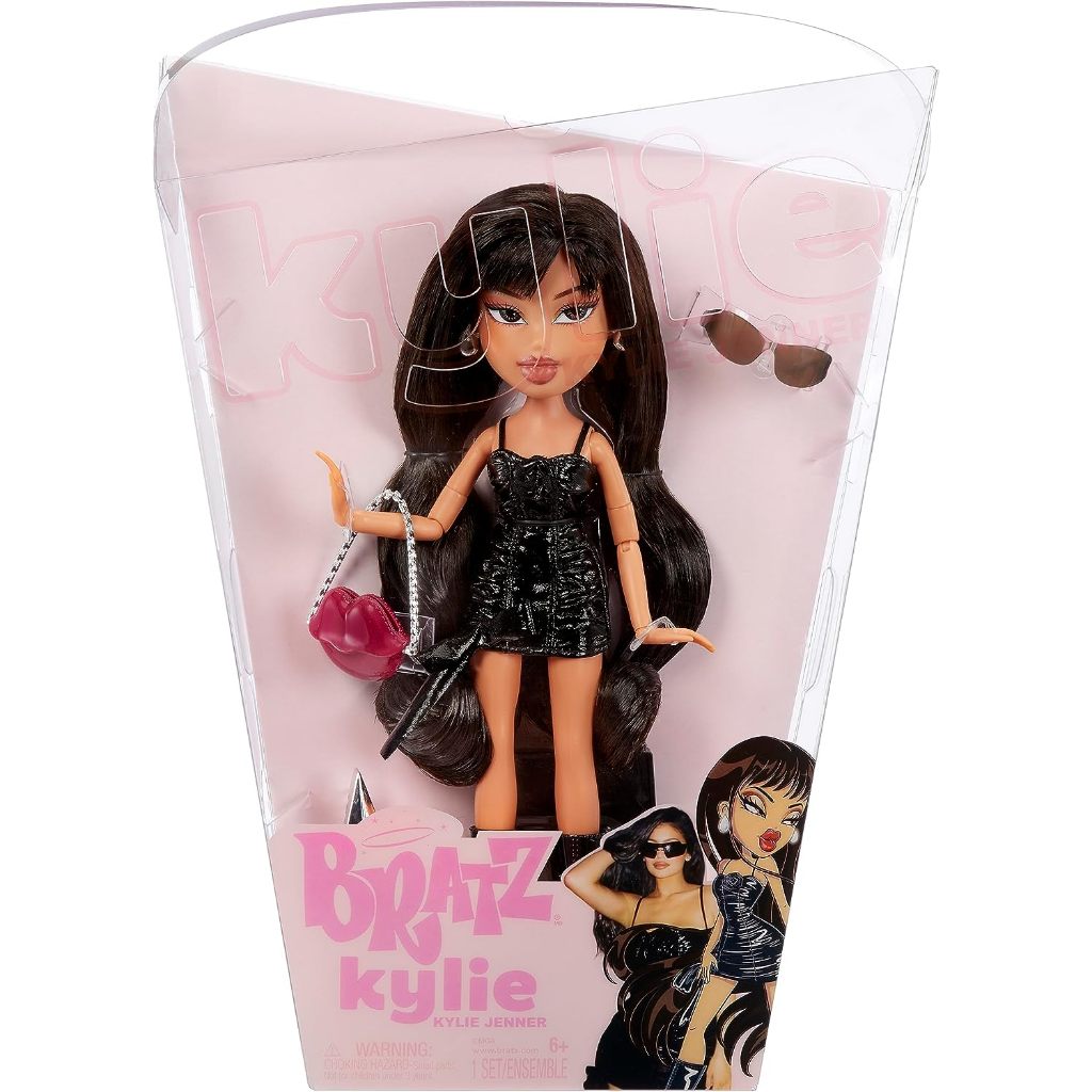 Bratz x Kylie Jenner Day Fashion Doll with Accessories and Poster Bratz x Kylie Jenner Day ตุ๊กตาแฟช