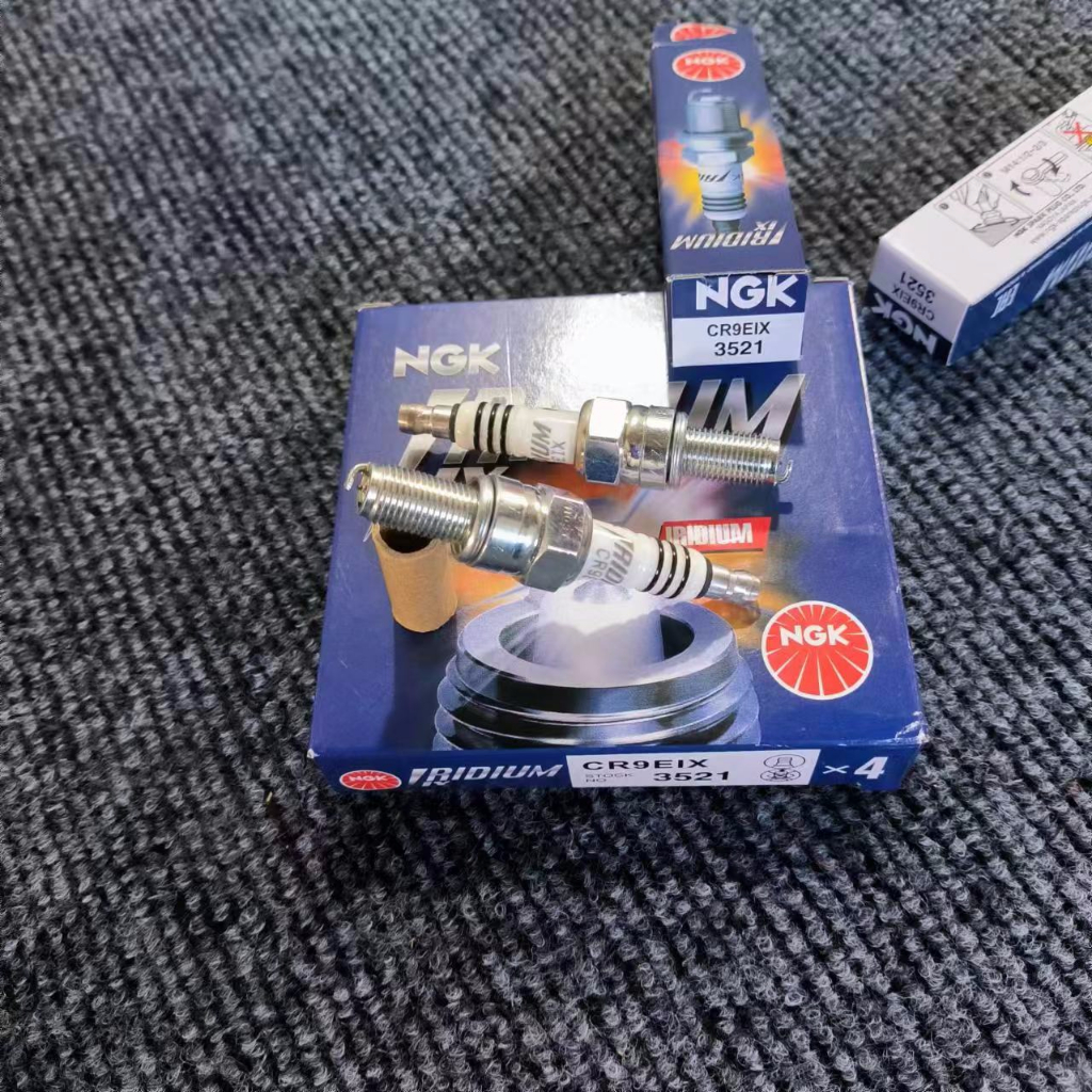 Ngk Iridium Alloy Spark Plug CR9EIX 3521 เหมาะสําหรับ CR 9EK CR 9EGP CR 9EDX - SI U27A Spark Plug